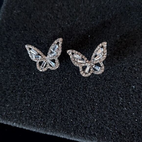 SILVER BUTTERFLY CUBIC ZIRCONIA STUD EARRINGS - Picture 4 of 5